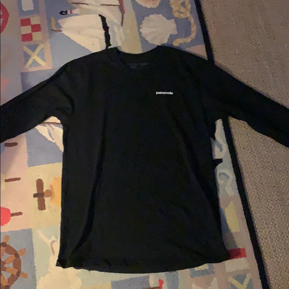 Black Patagonia long sleeve for men